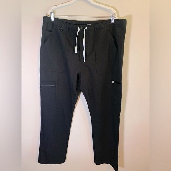 Figs Other - NWT Figs Cairo Cargo black Pants/scrubs size XXL‎